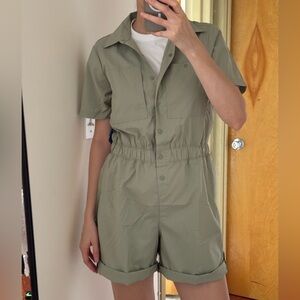 Brand New COLUMBIA Ridge Utility romper / Size M